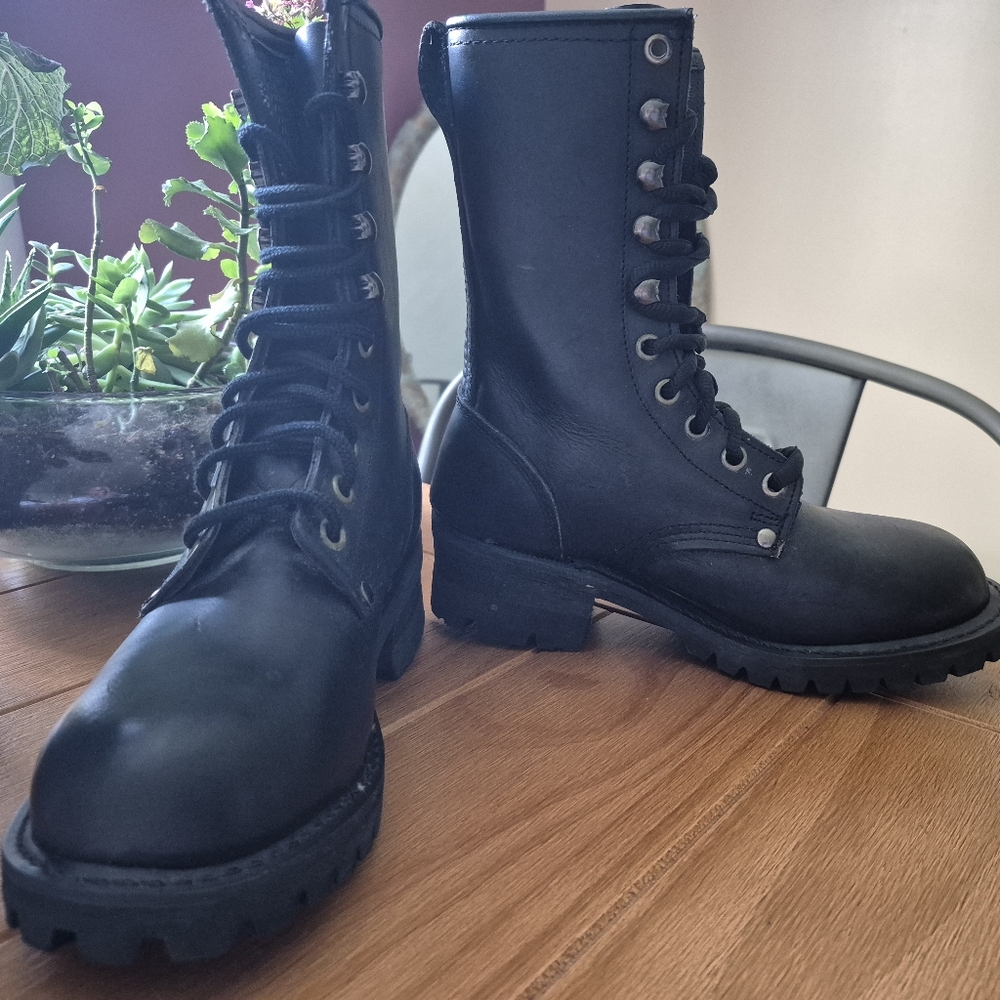 NWOT! Harley-Davidson Black Combat Boots -‎ Womens Size 5 - Picture 2 of 8